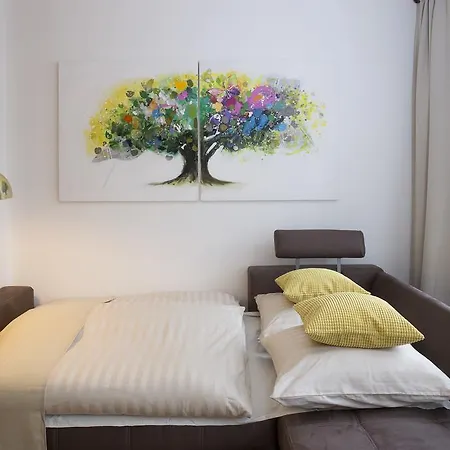 Leon Apartment