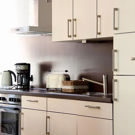 Leon Apartment